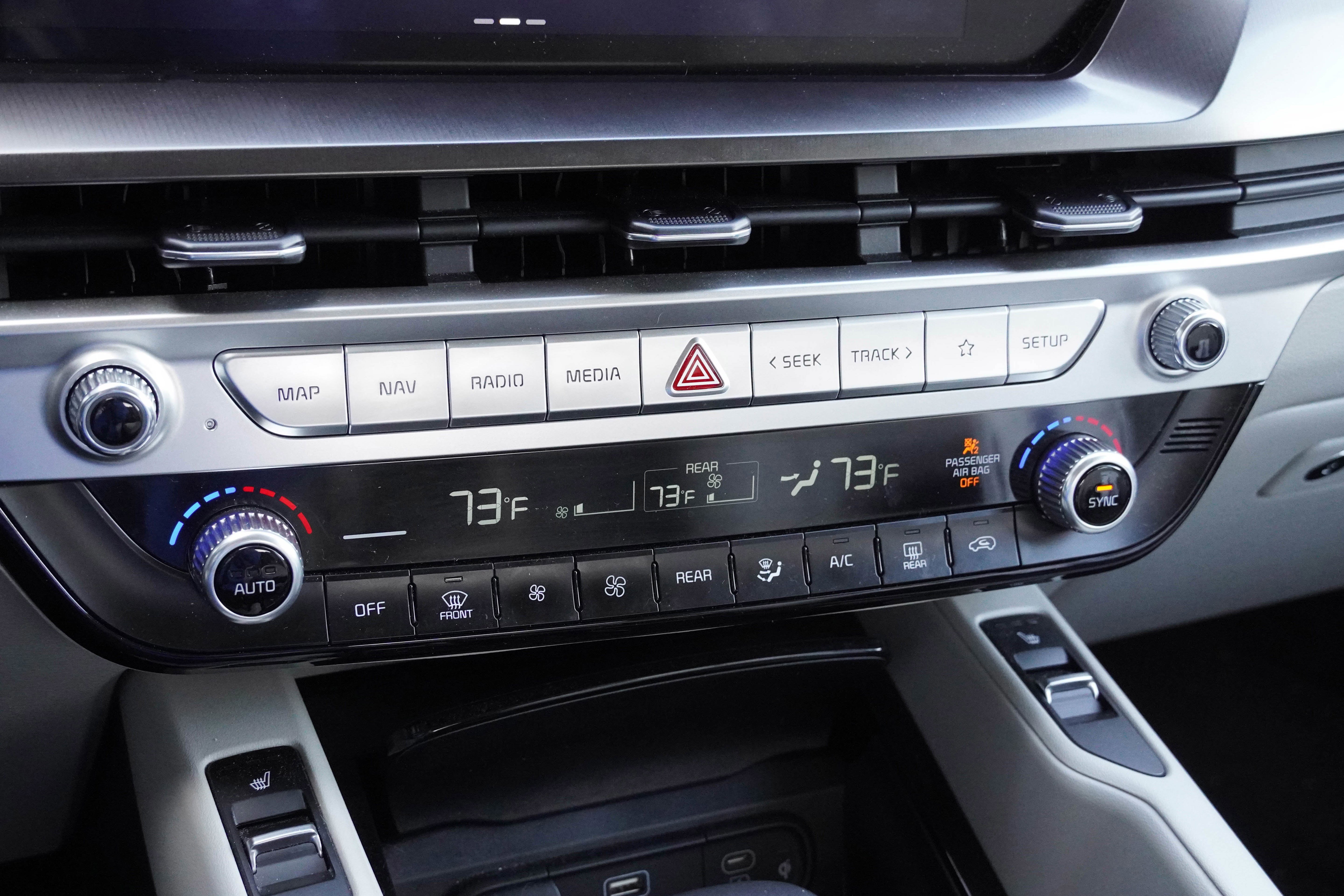 Used 2023 Kia Telluride S FWD image 25