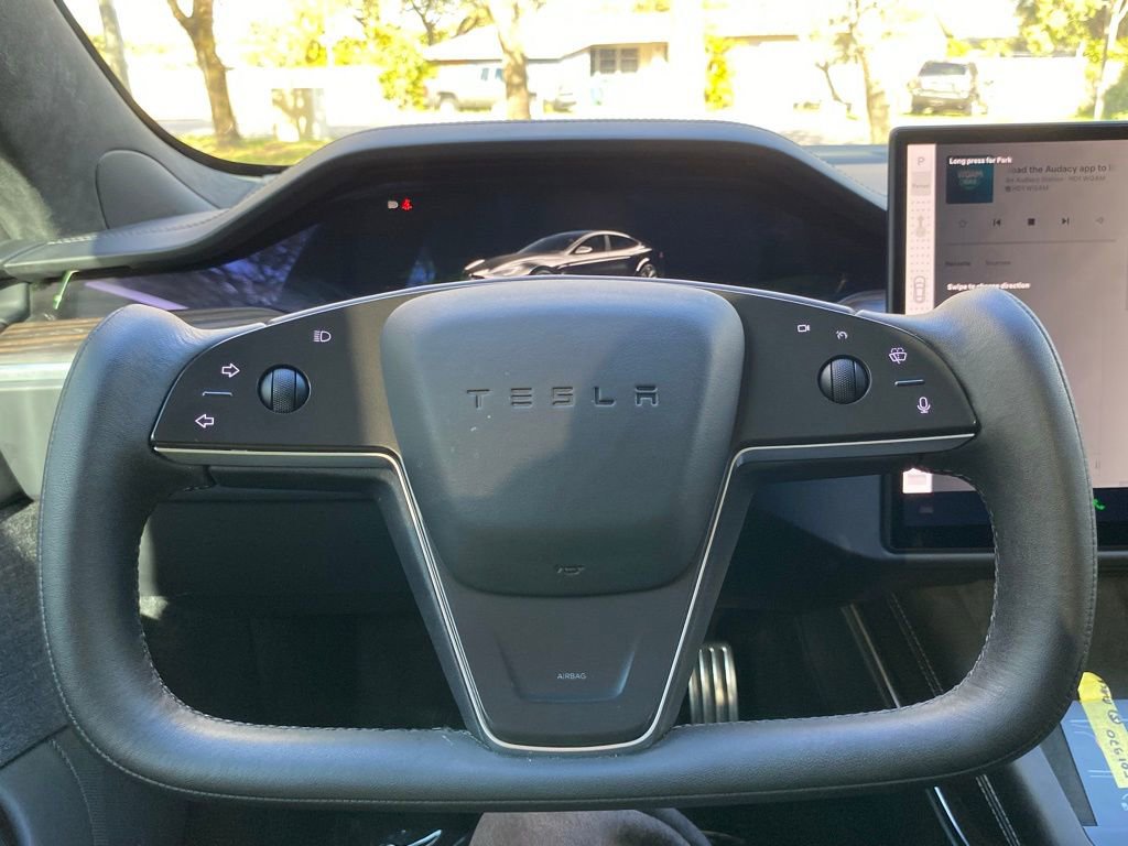 Used 2023 Tesla Model S Standard Range image 31