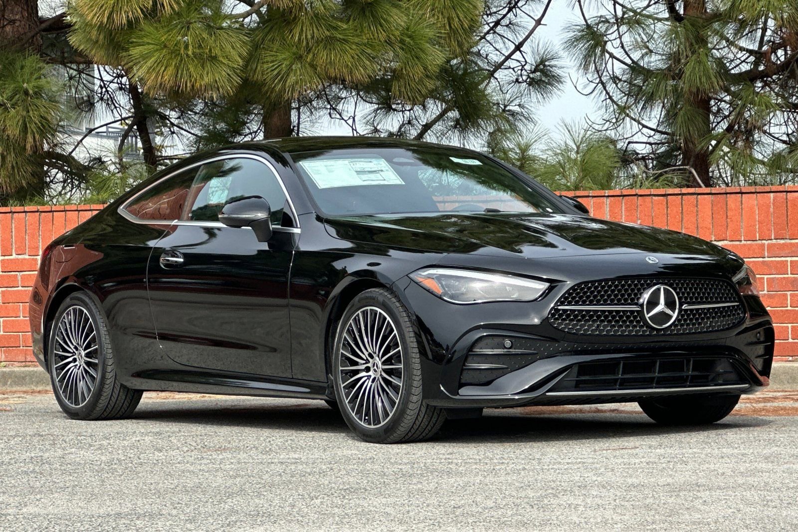 New 2026 Mercedes-Benz CLE 300 4MATIC Coupe image 2