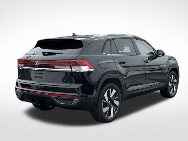 Used 2025 Volkswagen Atlas Cross Sport SE image 5