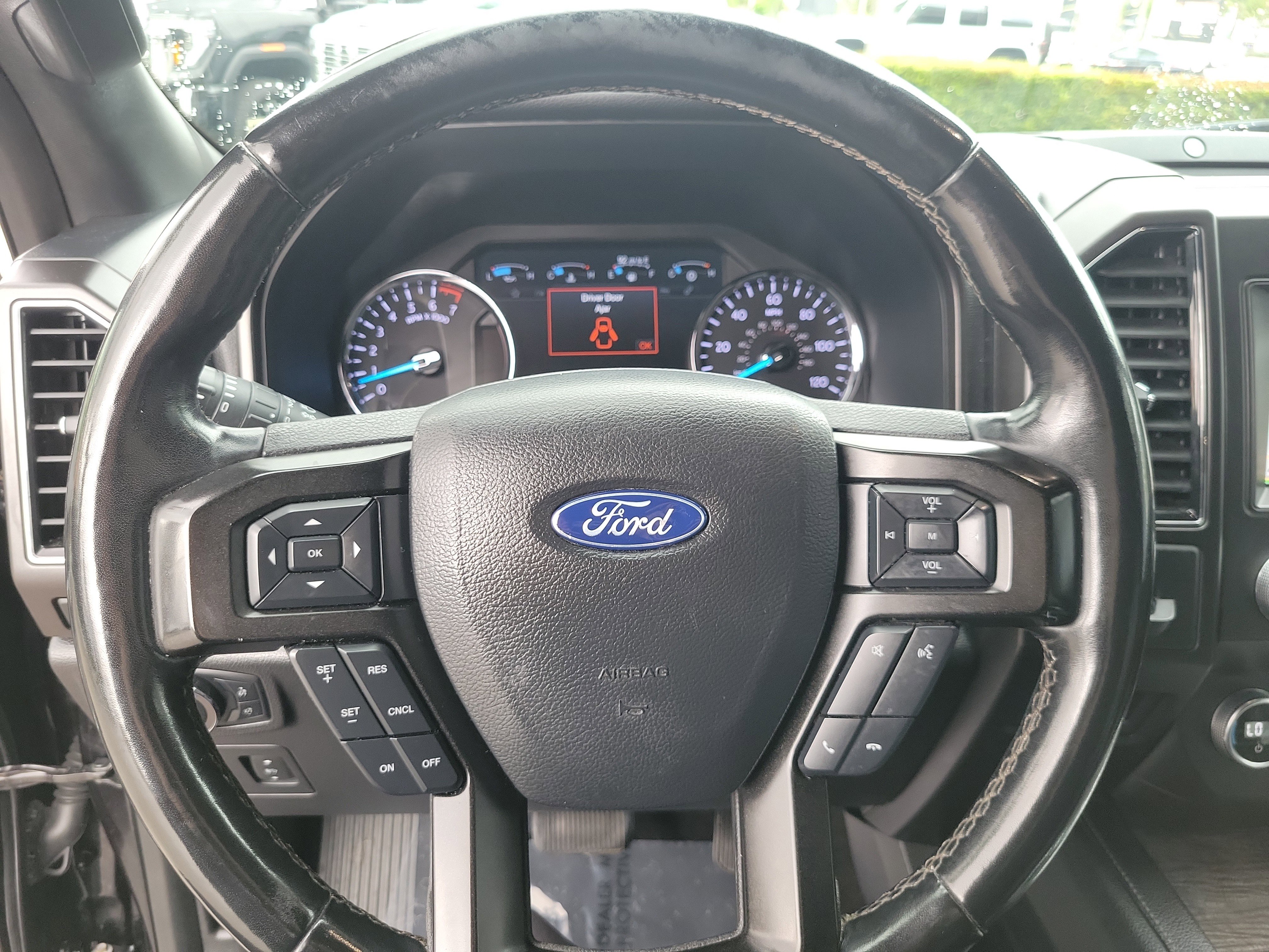 Used 2019 Ford Expedition Max Limited RWD image 19