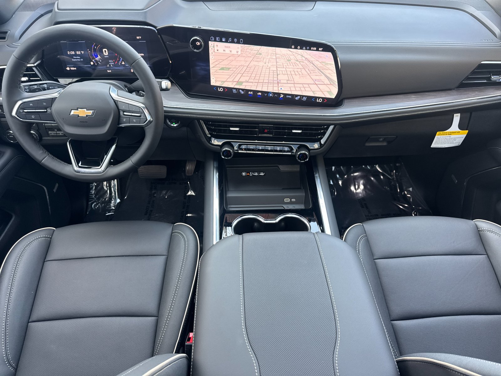 New 2026 Chevrolet Suburban Premier RWD image 13