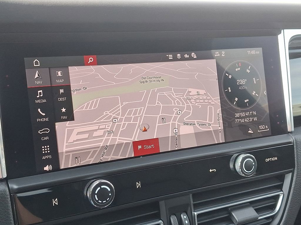 Certified 2025 Porsche Macan image 18