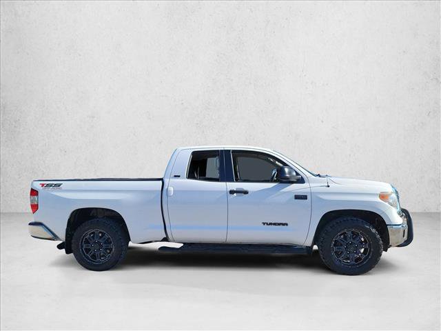 Used 2016 Toyota Tundra SR5 image 3