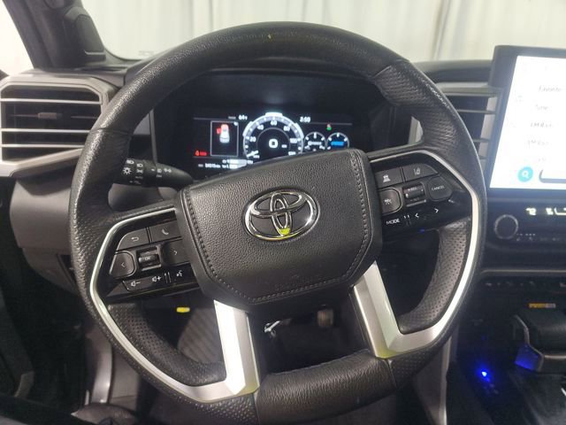 Used 2023 Toyota Sequoia Platinum image 12