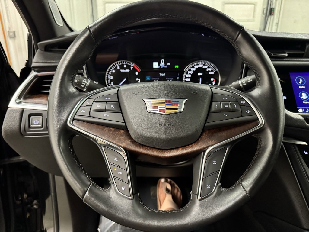 Used 2024 Cadillac XT5 Premium Luxury image 9