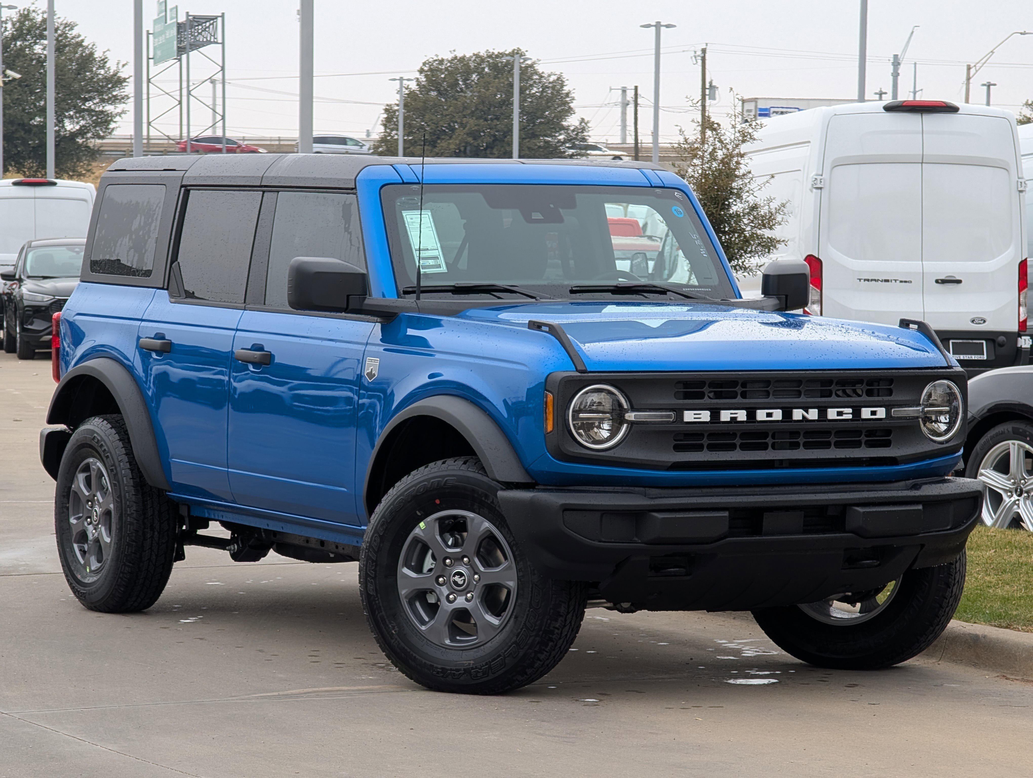 New 2025 Ford Bronco Big Bend AWD/4WD image 2