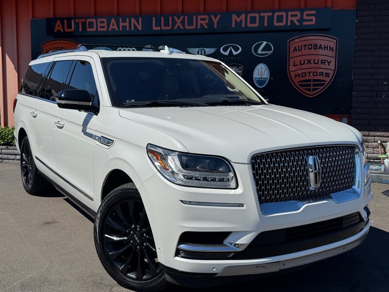 Used 2020 Lincoln Navigator L Reserve w/ Luxury Package AWD/4WD image 1
