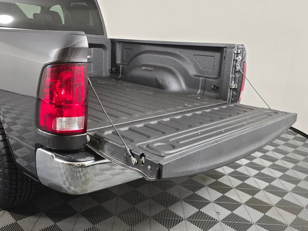 Used 2024 RAM 1500 Classic SLT image 14