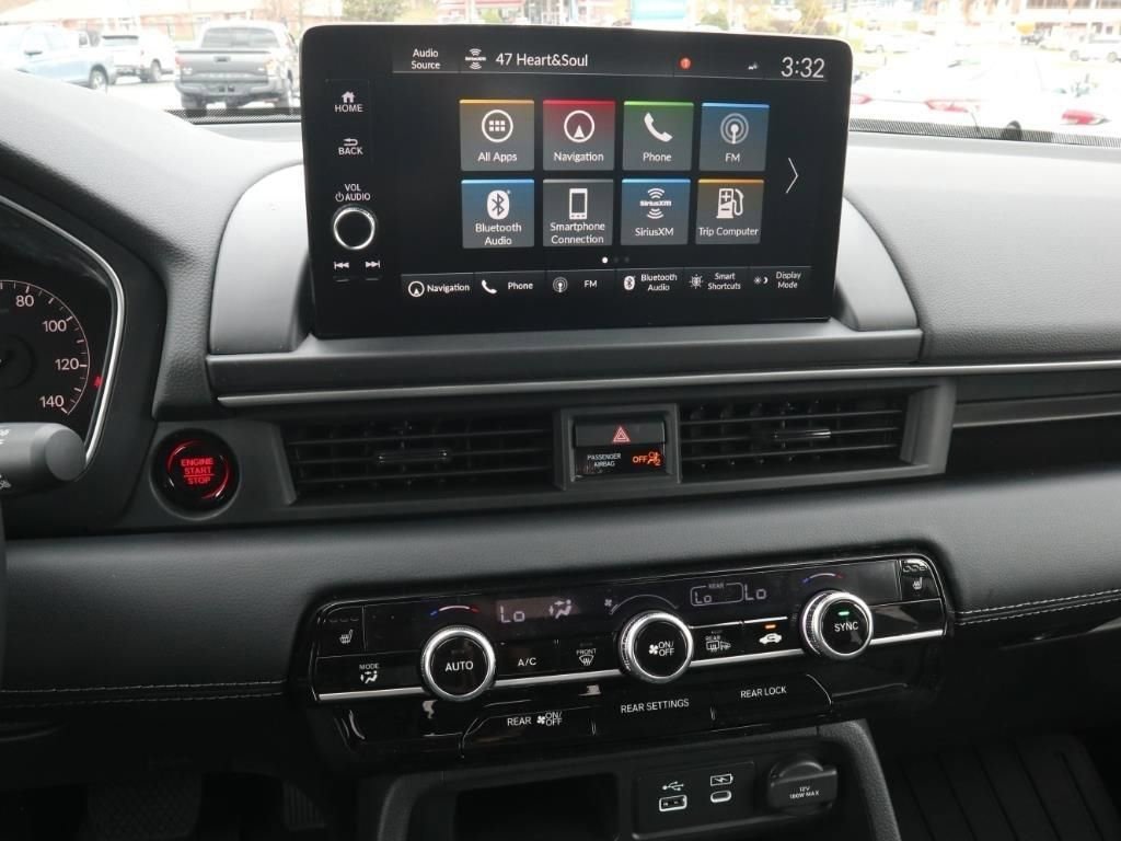 New 2025 Honda Pilot Touring image 16