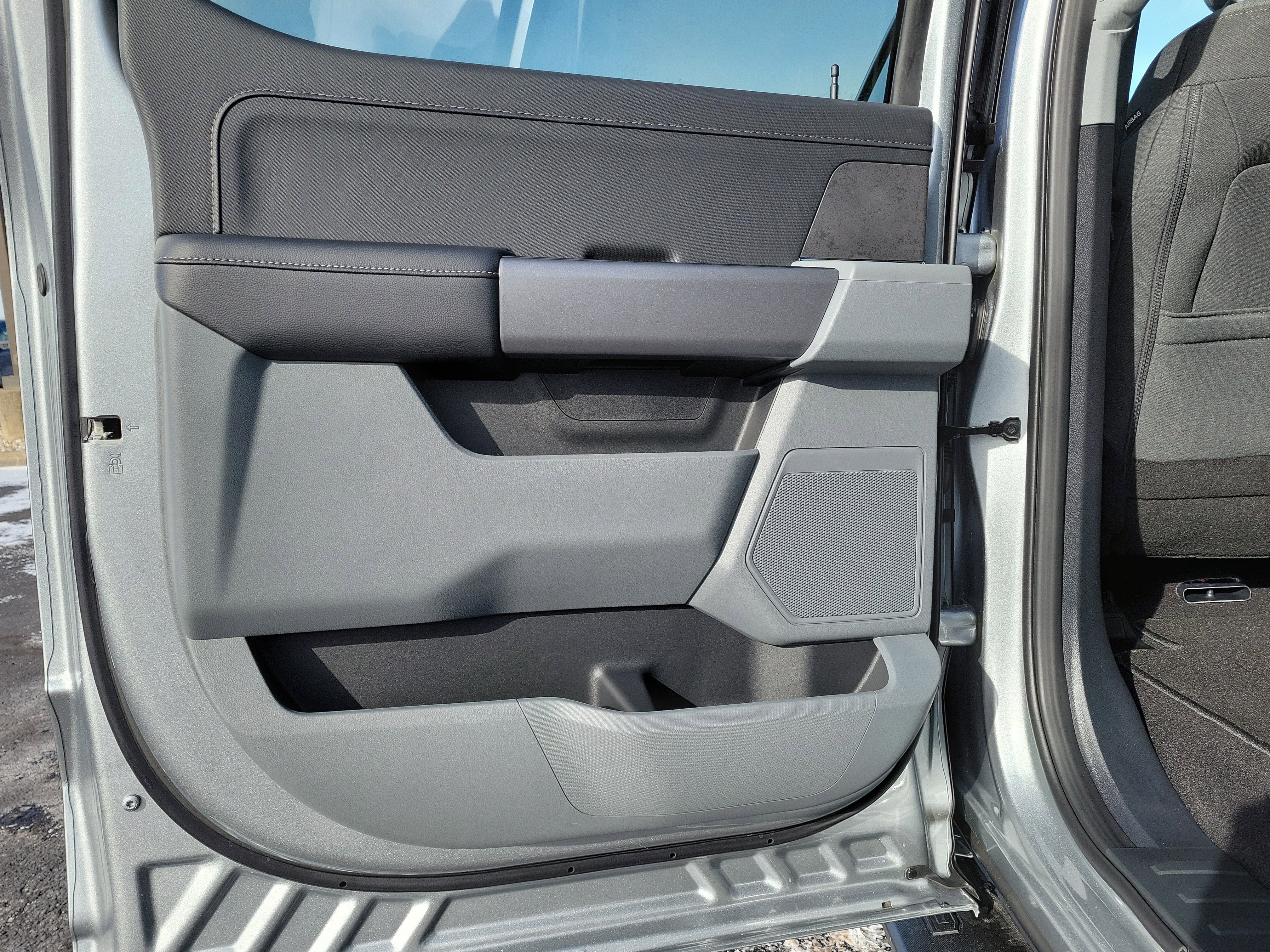 New 2026 Ford F150 XLT w/ Equipment Group 302A MID image 9