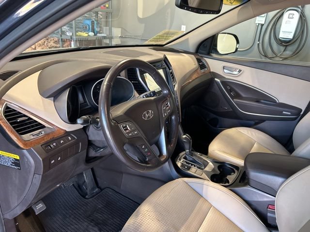 Used 2013 Hyundai Santa Fe GLS FWD image 39