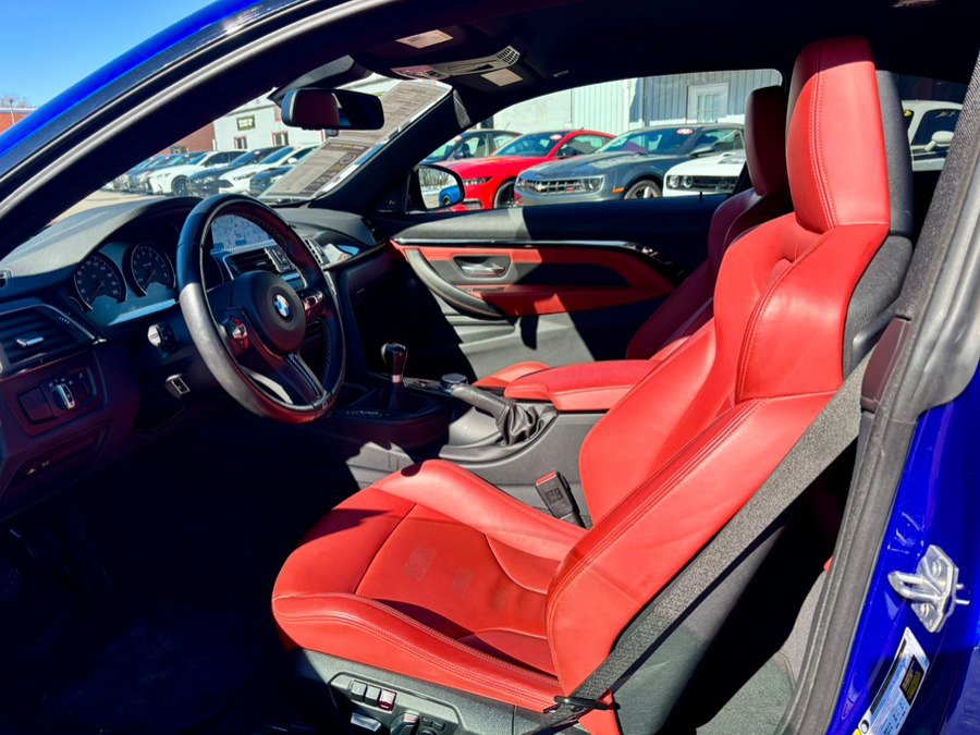 Used 2020 BMW M4 Coupe w/ Executive Package image 10