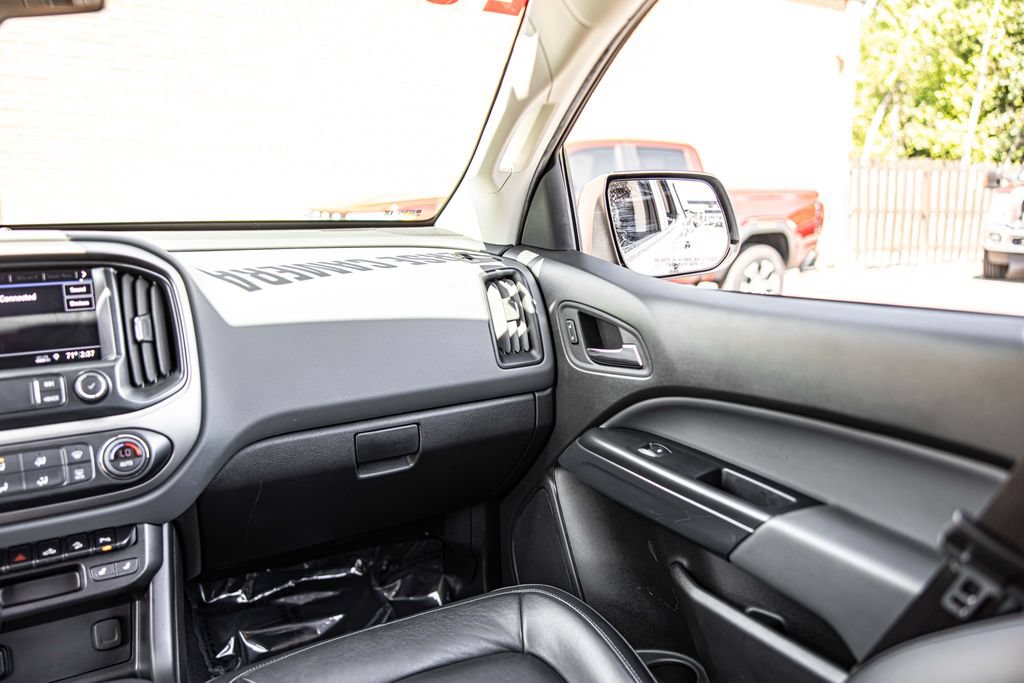 Used 2022 Chevrolet Colorado Z71 AWD/4WD image 35