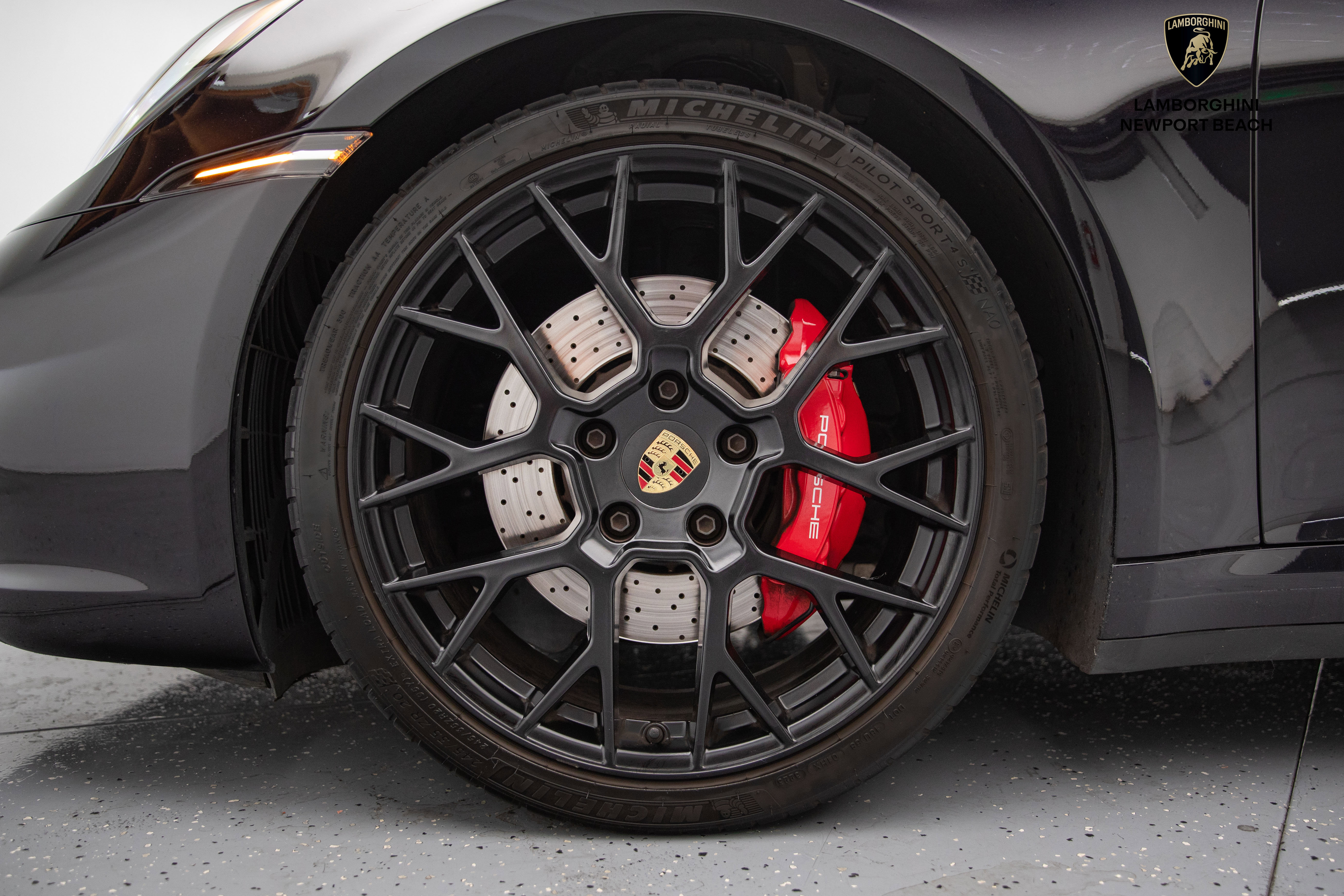 Used 2024 Porsche 911 Carrera 4S image 35