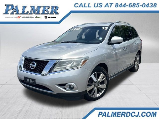 Used 2015 Nissan Pathfinder Platinum FWD image 1