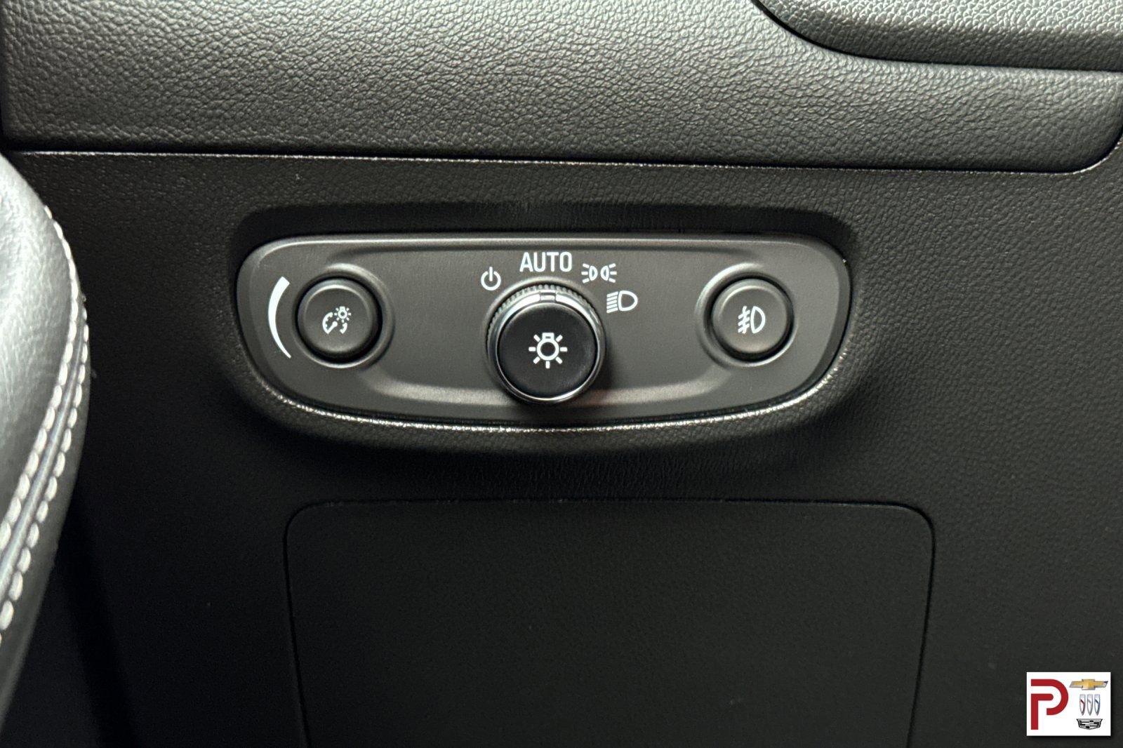 Certified 2023 Buick Encore GX Select w/ Sport Touring Package image 31