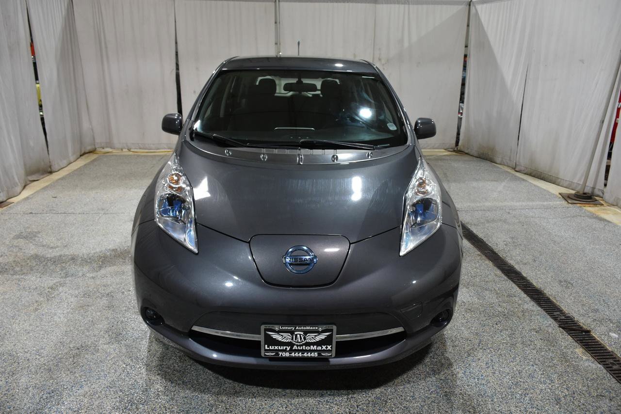 Used 2013 Nissan Leaf SV w/ LED & Quick Charge Pkg image 2