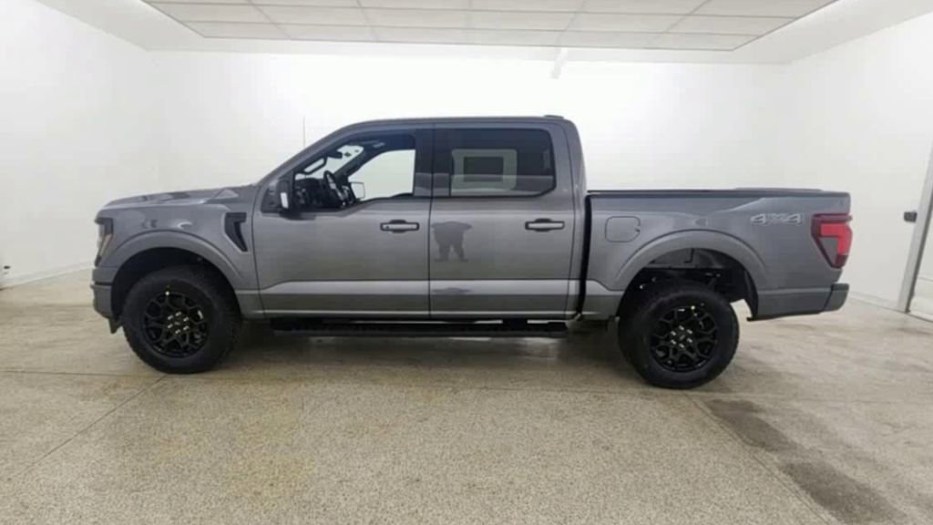 New 2025 Ford F150 XLT w/ Equipment Group 302A MID image 5