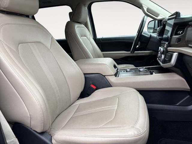 Used 2023 Ford Expedition Limited AWD/4WD image 15