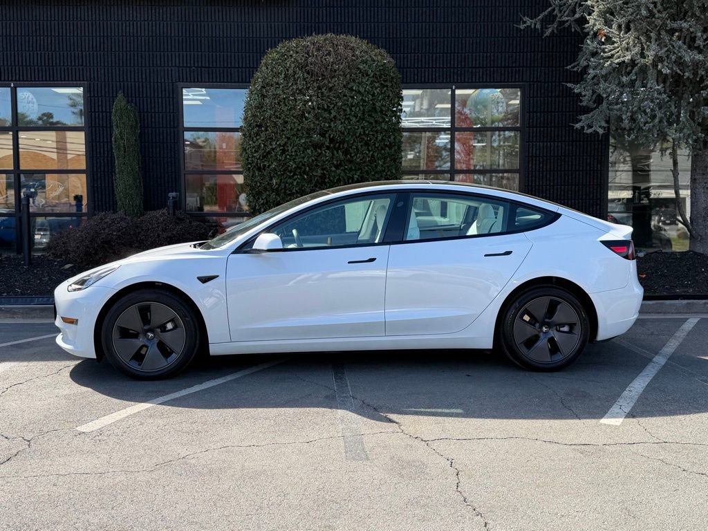 Used 2023 Tesla Model 3 Standard Range RWD image 9