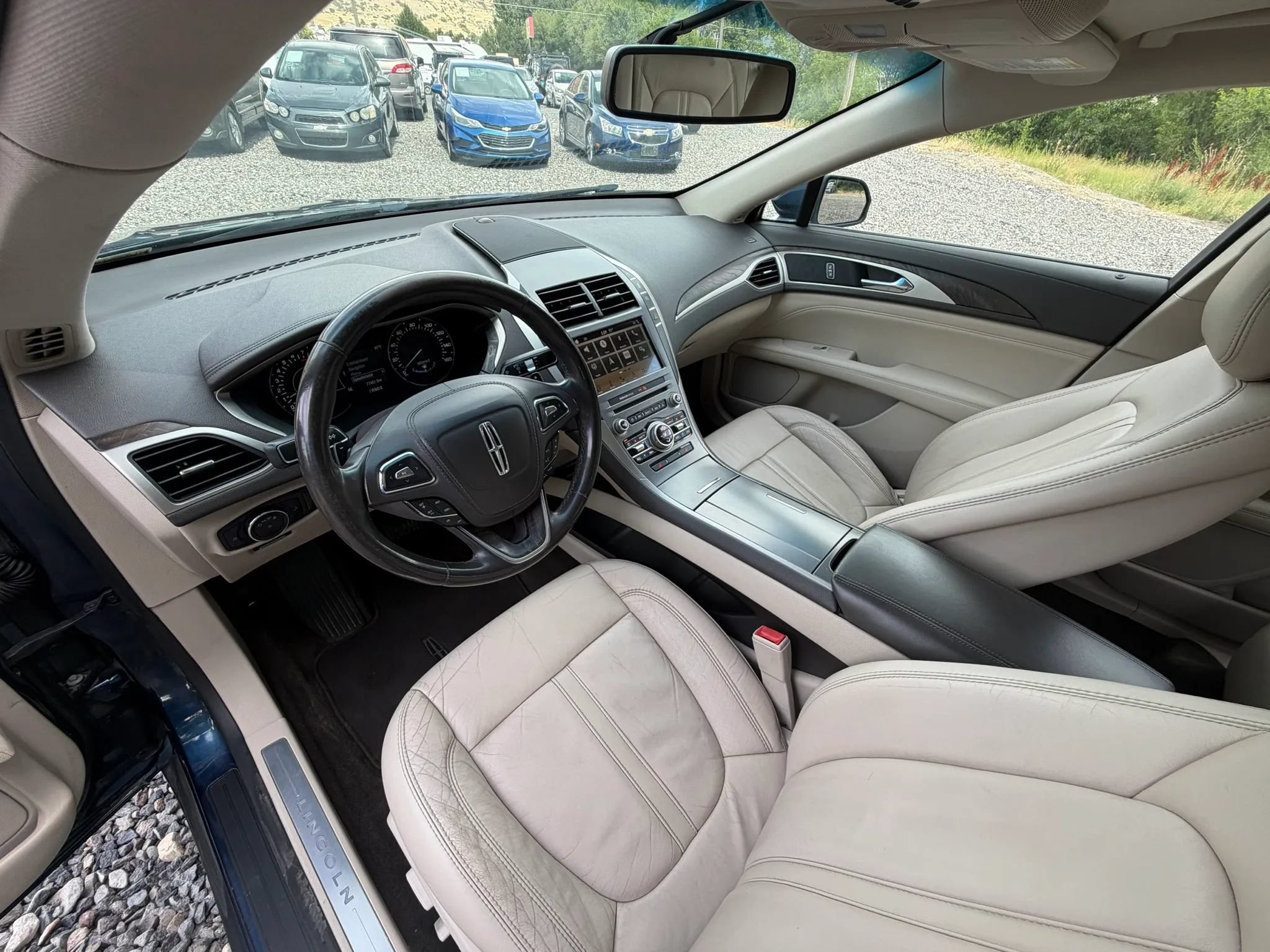Used 2017 Lincoln MKZ Select w/ Select Plus Package AWD/4WD image 21