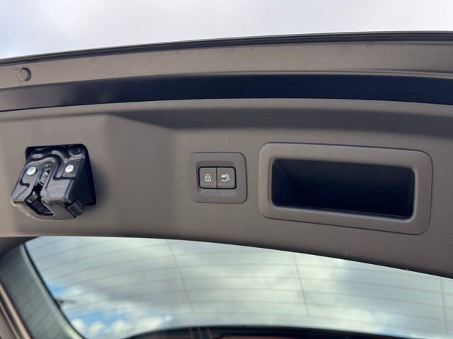 Used 2025 MAZDA CX-90 3.3 Turbo w/ Select Package image 37