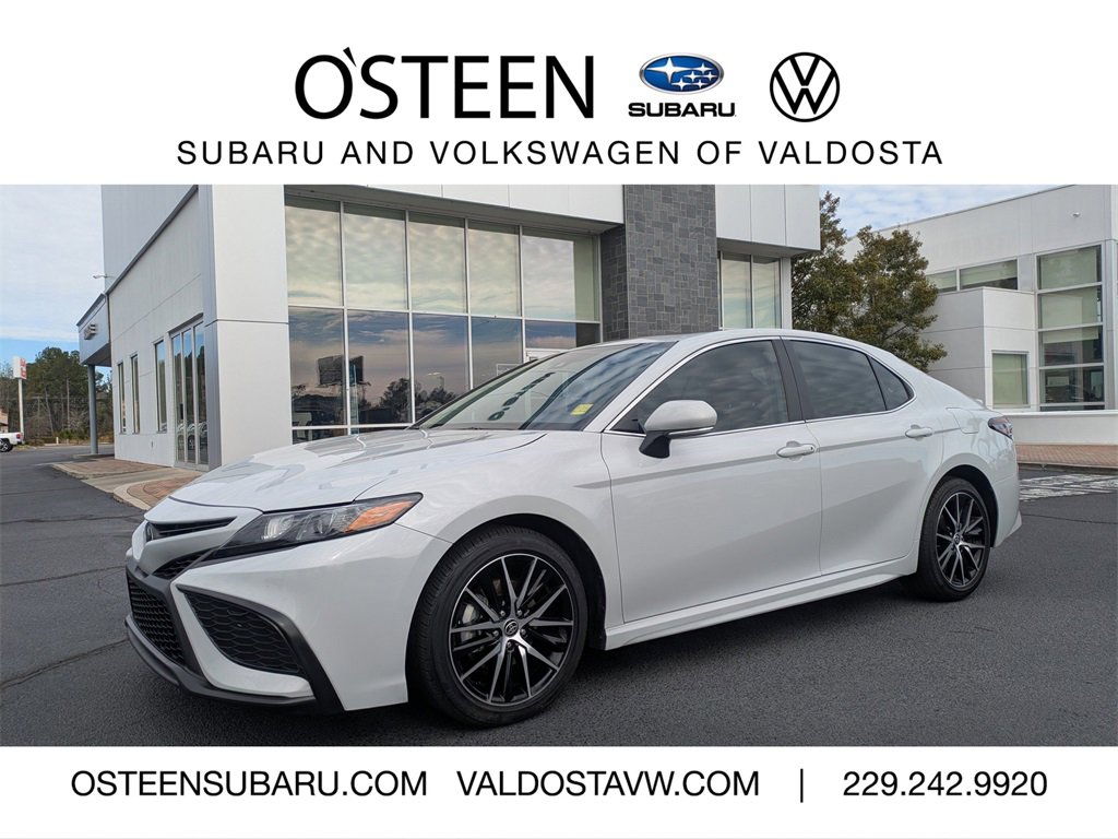 Used 2024 Toyota Camry SE