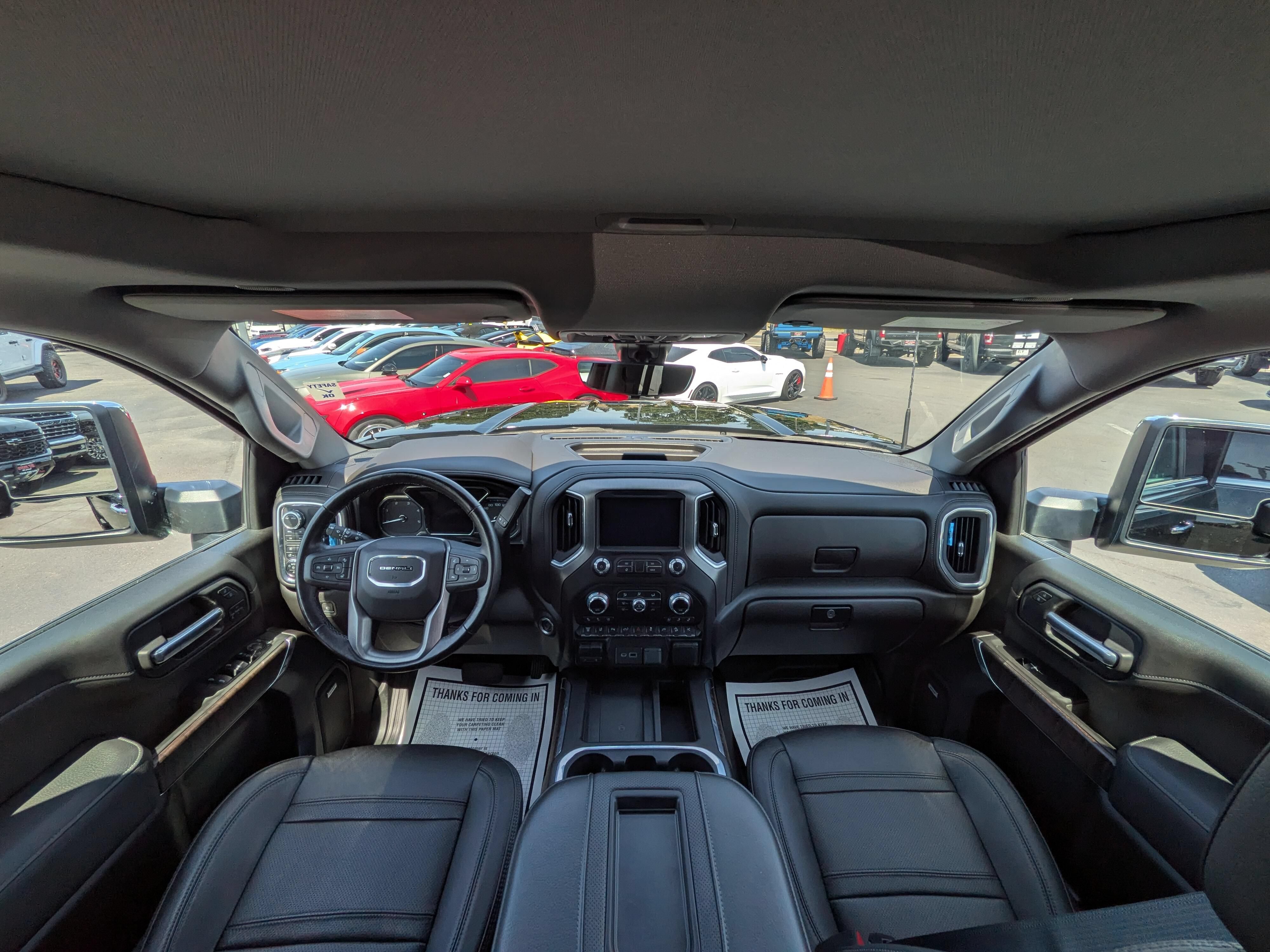 Used 2022 GMC Sierra 3500 Denali w/ Denali Black Diamond Edition AWD/4WD image 10