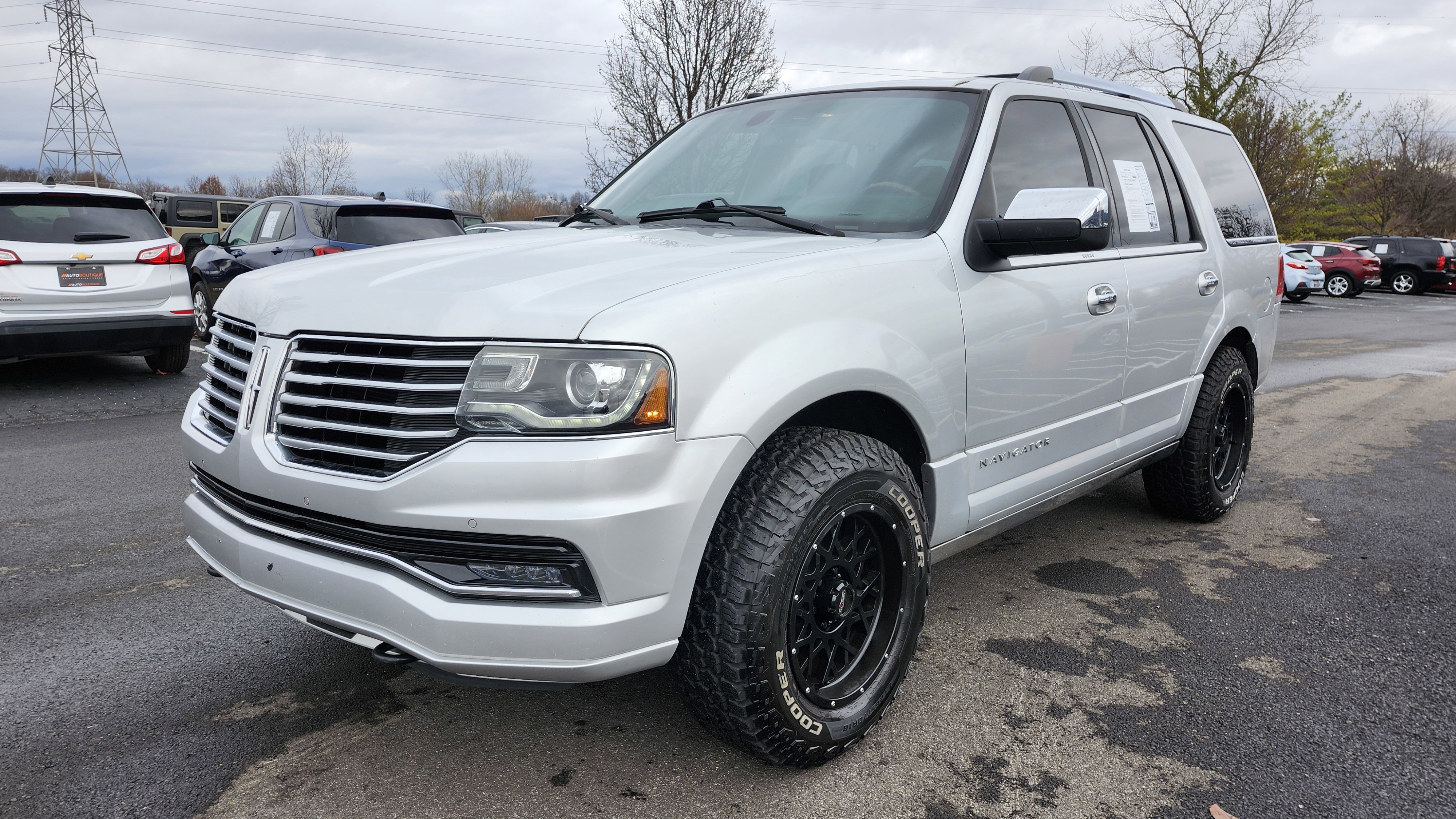 Used 2016 Lincoln Navigator Reserve image 15