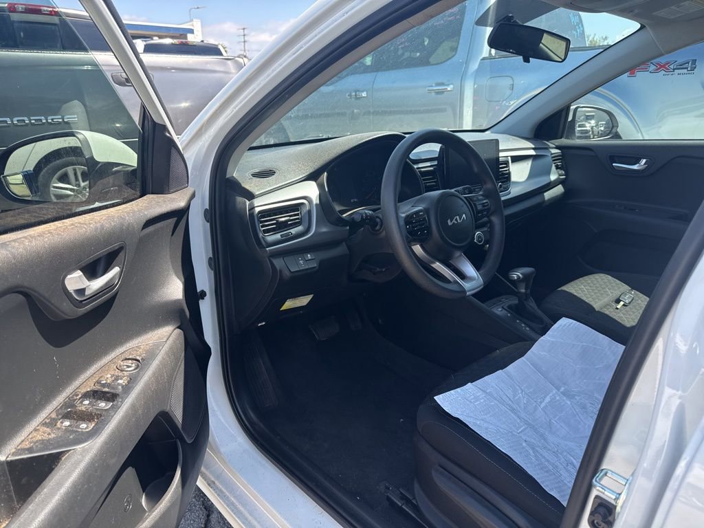 Used 2023 Kia Rio S image 5