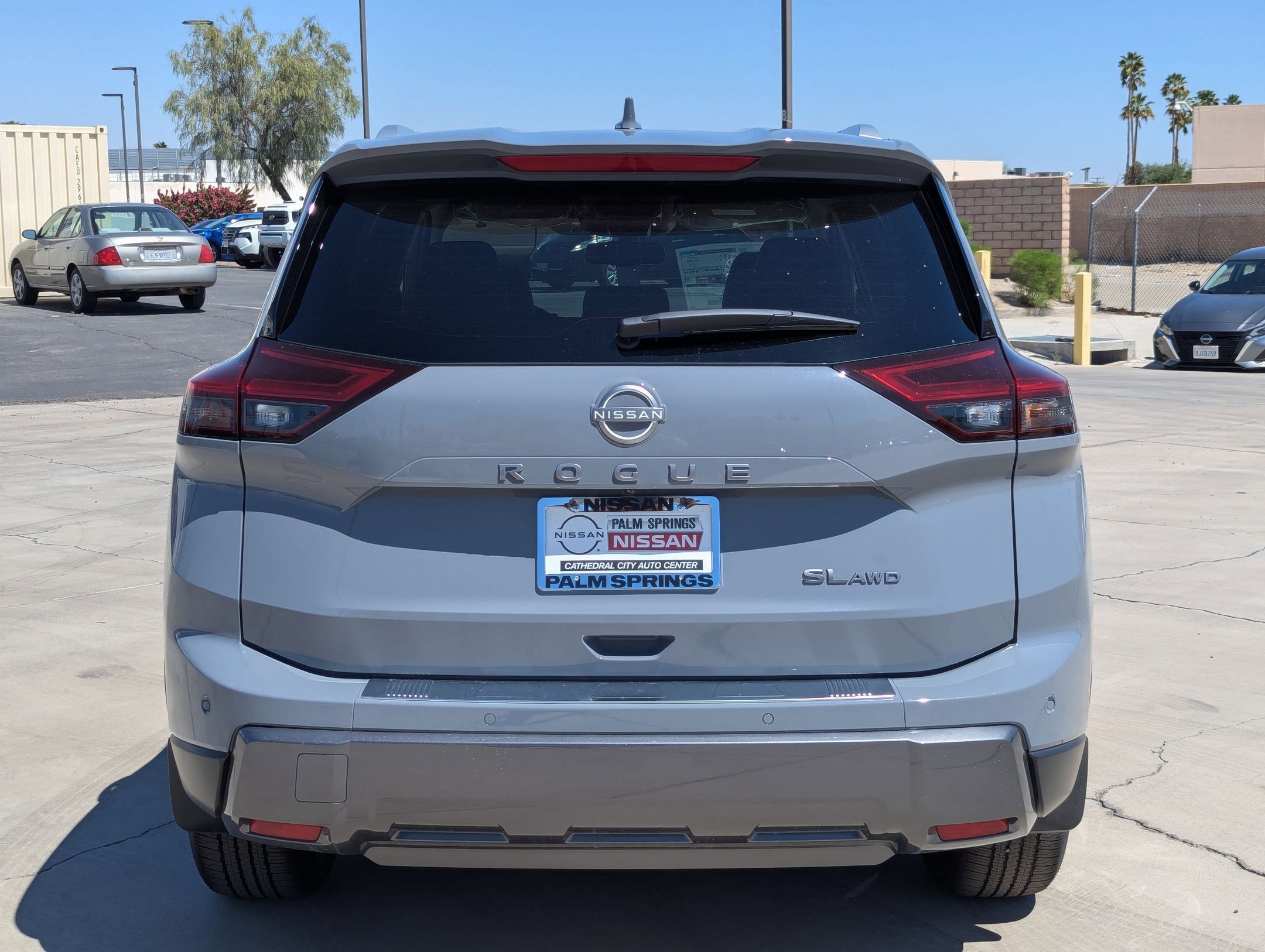 New 2025 Nissan Rogue SL image 4