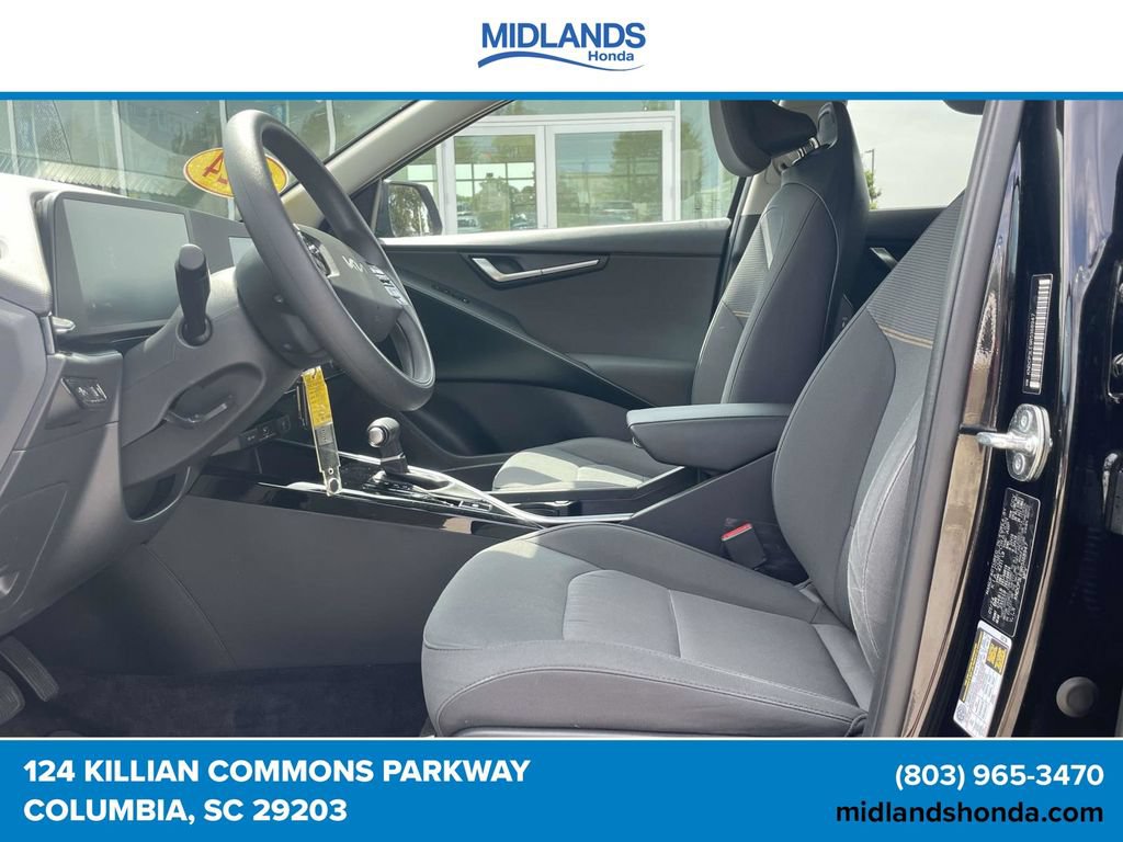 Used 2024 Kia Niro LX FWD image 14