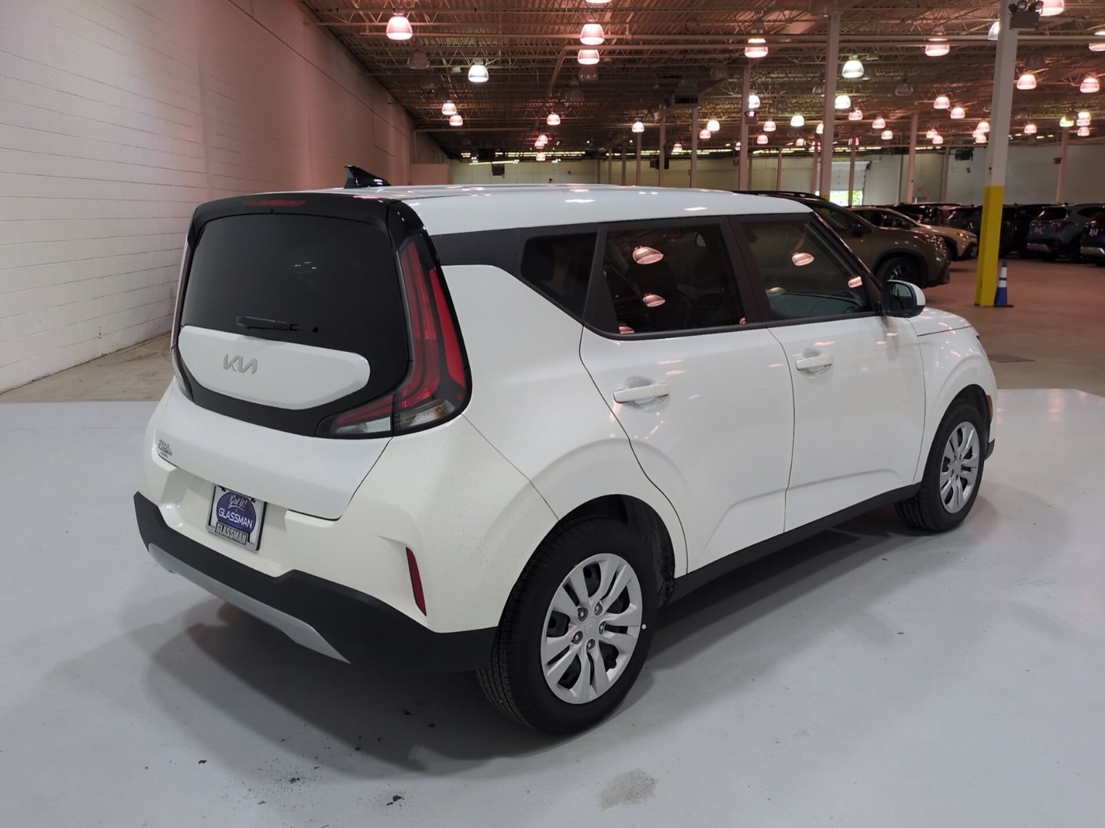 Certified 2023 Kia Soul LX FWD image 3