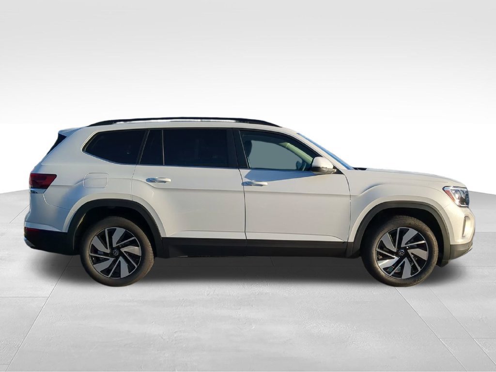New 2026 Volkswagen Atlas SE FWD image 3