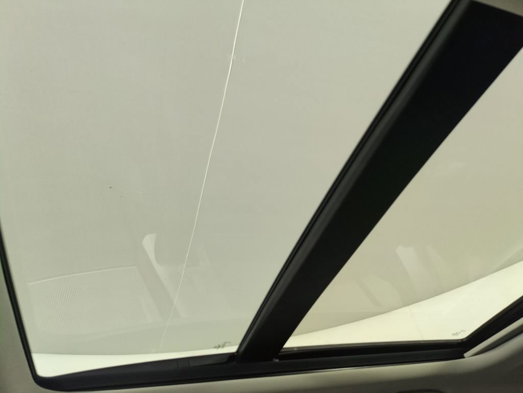 New 2025 Honda Pilot Touring image 21