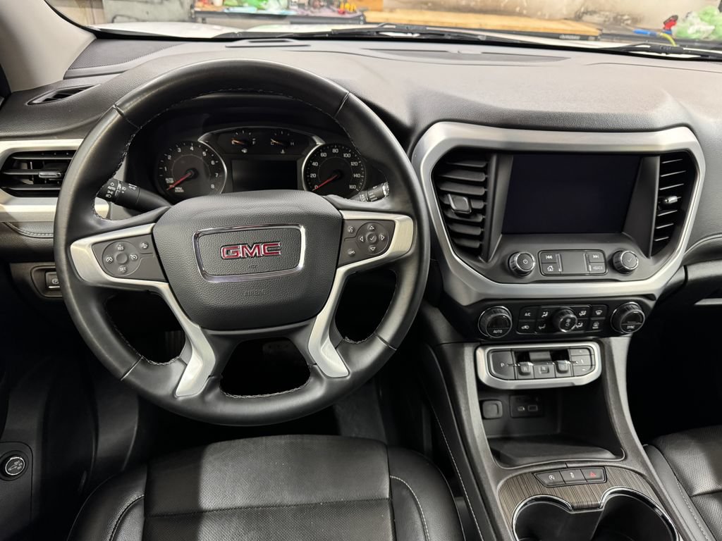 Used 2023 GMC Acadia SLT AWD/4WD image 18