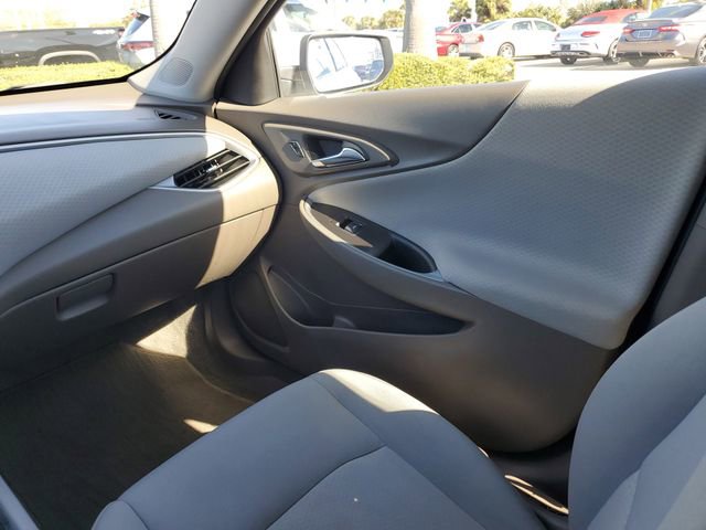 Used 2025 Chevrolet Malibu LT image 10