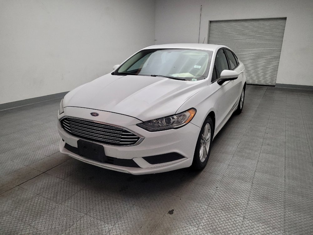 Used 2018 Ford Fusion SE w/ Fusion SE Technology Package FWD image 15
