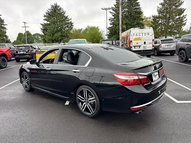 Used 2017 Honda Accord Sport image 4