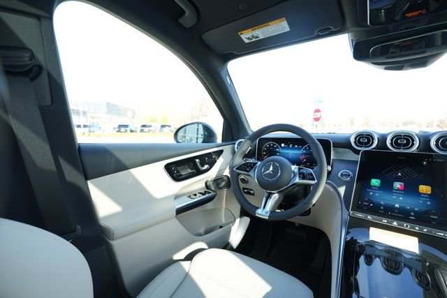 Used 2026 Mercedes-Benz GLC 300 4MATIC image 22
