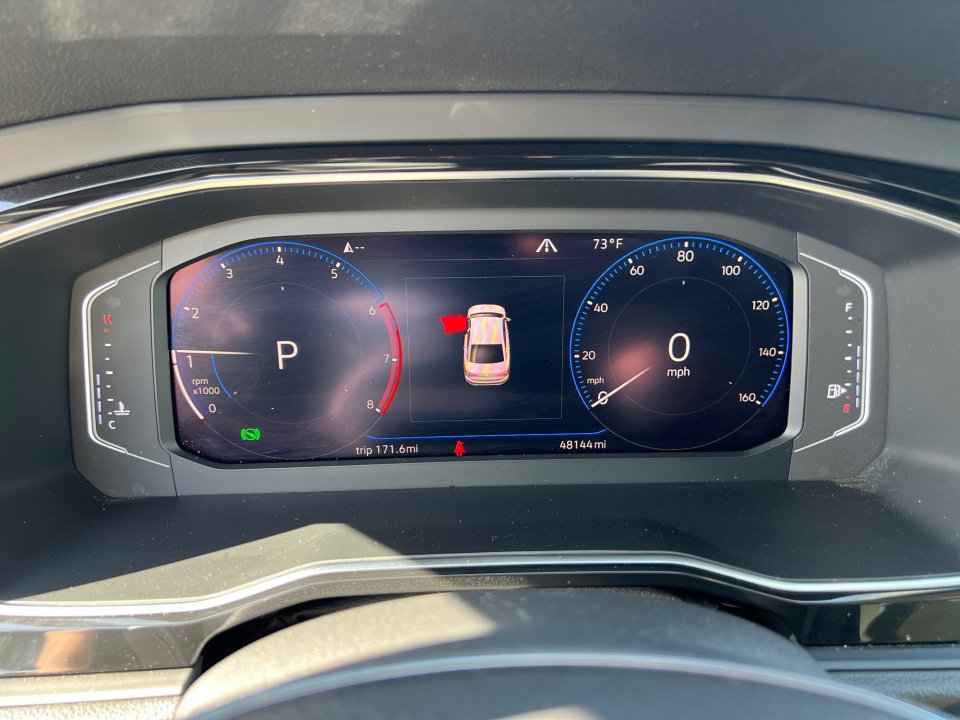 Used 2019 Volkswagen Jetta SEL Premium image 14