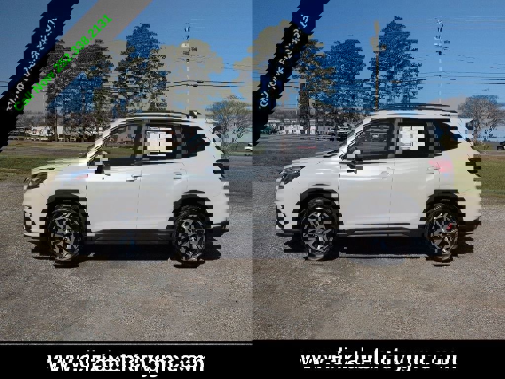 Used 2023 Subaru Forester Premium image 4