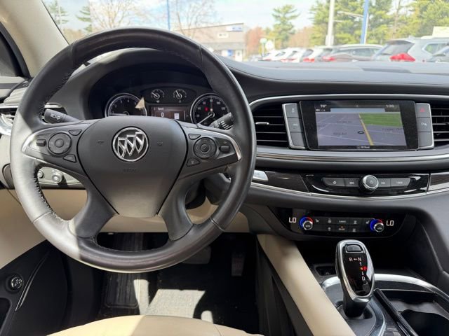 Used 2018 Buick Enclave Essence AWD/4WD image 23