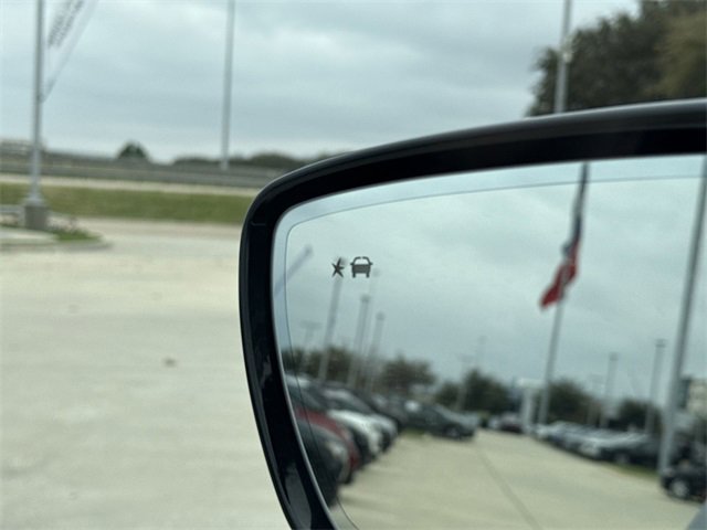 Used 2024 Buick Enclave Premium image 21