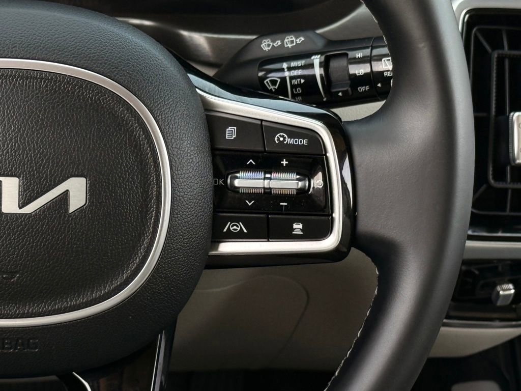 Used 2022 Kia Sorento SX image 15