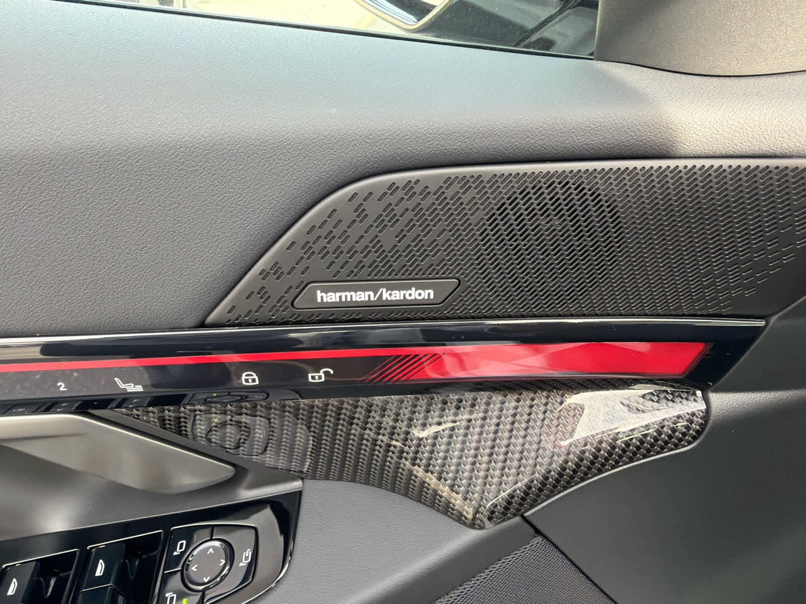 Certified 2026 BMW 550e xDrive AWD/4WD image 36