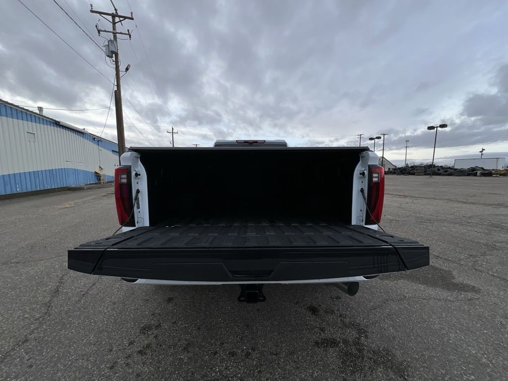 New 2026 GMC Sierra 3500 Denali w/ Denali Reserve Package image 27