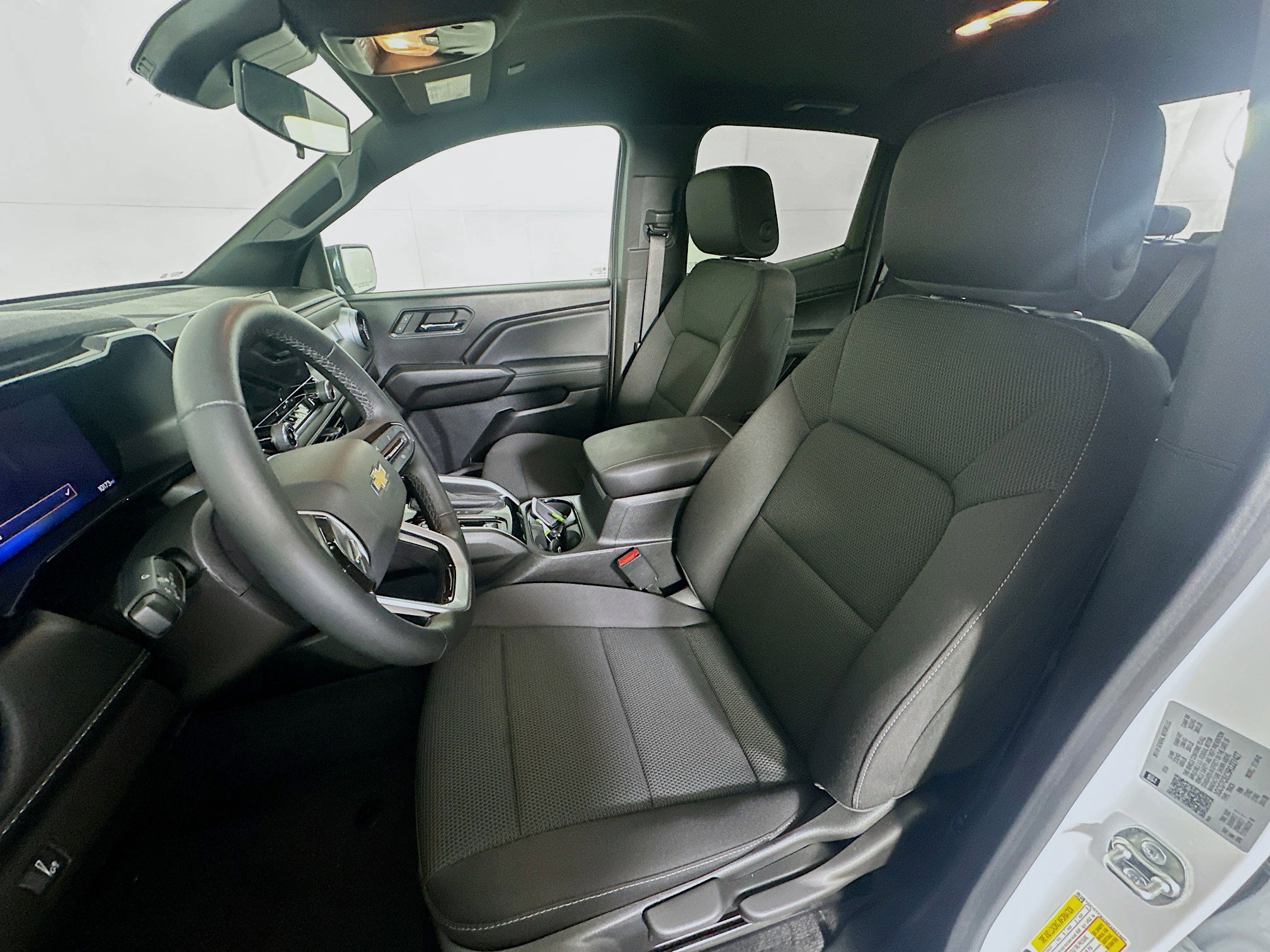 Used 2024 Chevrolet Colorado LT image 13