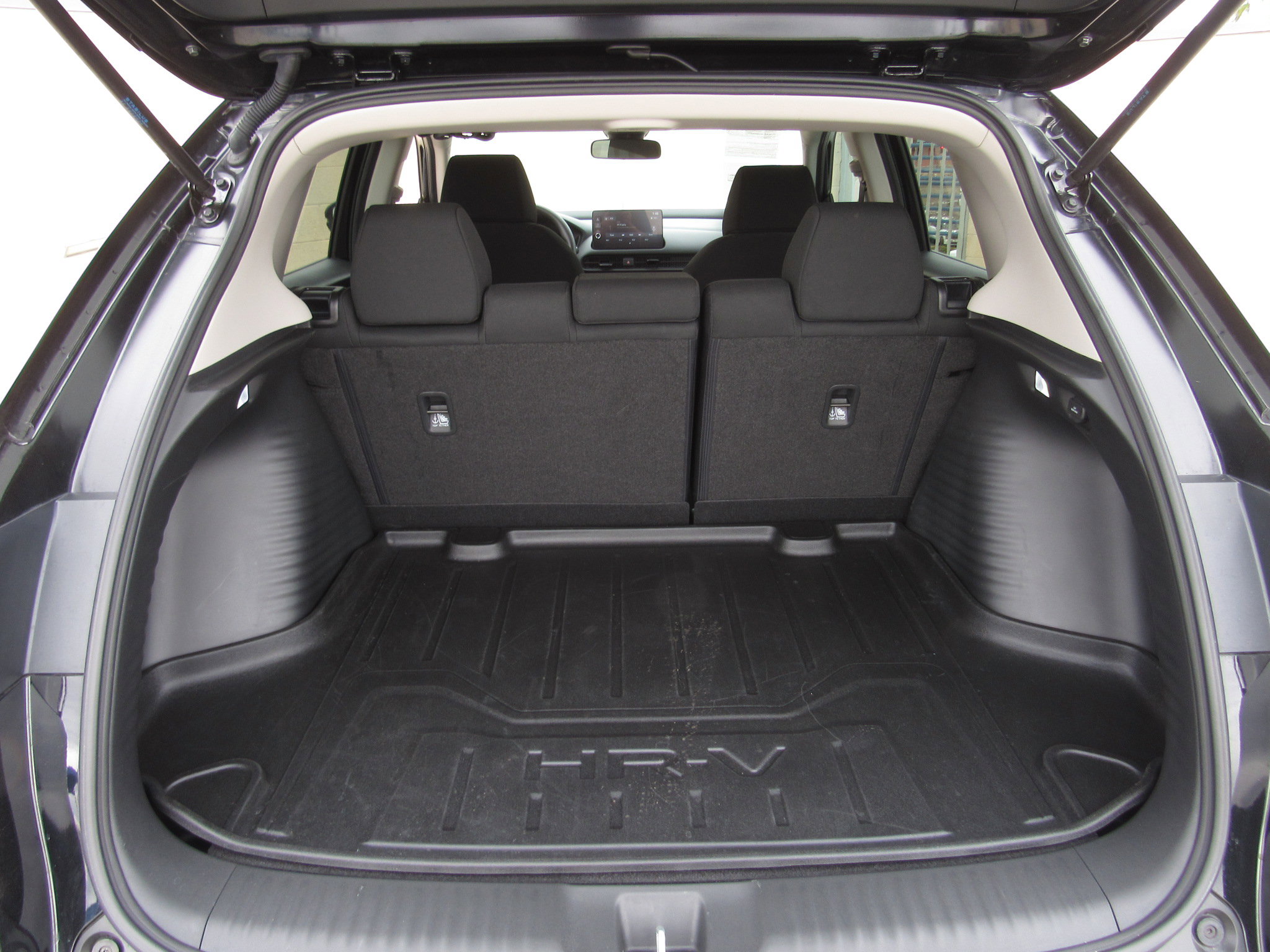 Used 2026 Honda HR-V LX image 12